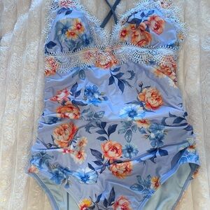CUPSHE one piece floral lace trim swim suit NWOT